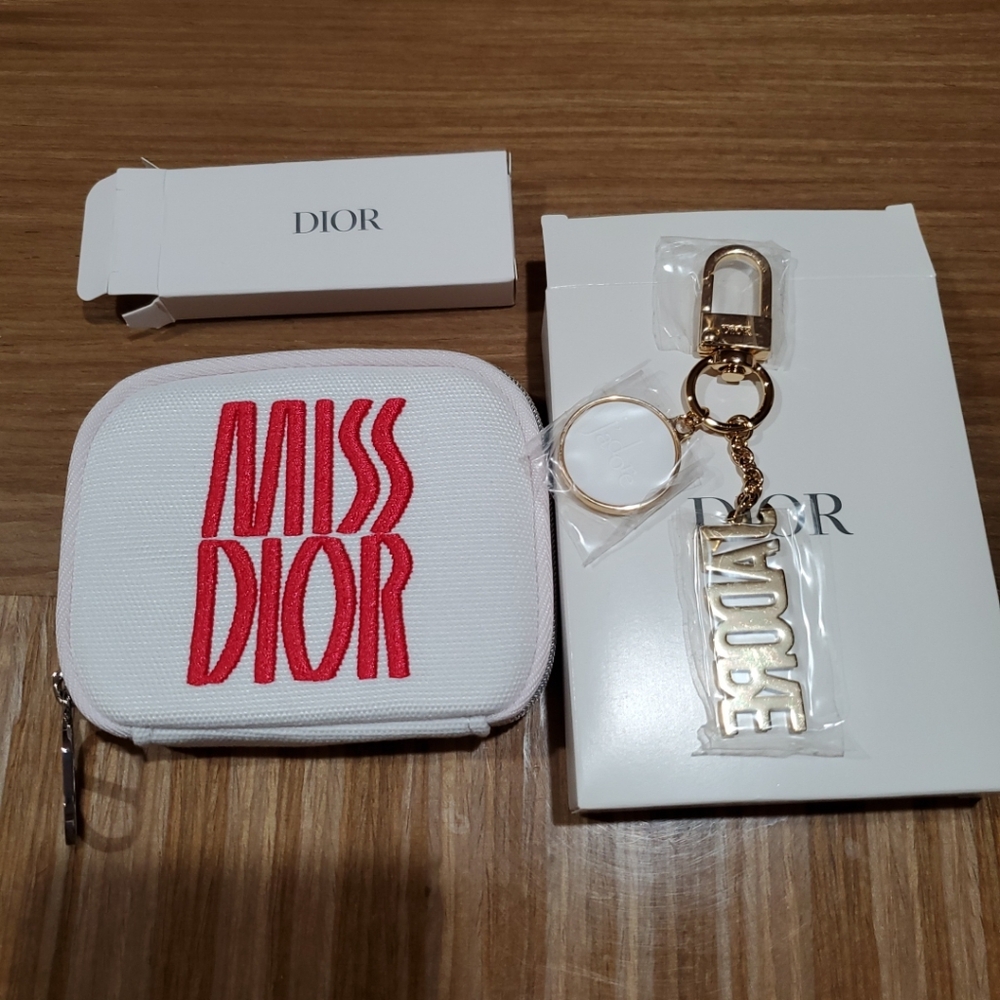 MISS DIOR -Christian Dior- Valentines 2025 sample set Of 3 with Mini Zipper Bag